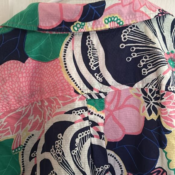 Talbots women’s size Medium long sleeve blouse. 36” chest, 40” hip, - Picture 6 of 8